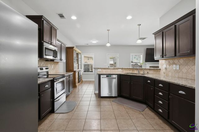 72 Glen Arbor Lane, Warner Robins, GA 31088