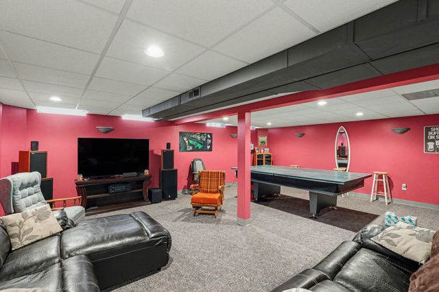 31141 Morgan Drive, Warren, MI 48088