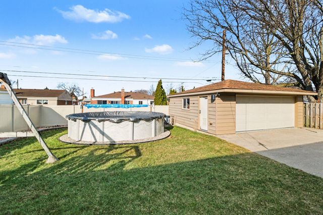 31141 Morgan Drive, Warren, MI 48088