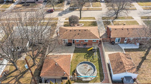 31141 Morgan Drive, Warren, MI 48088