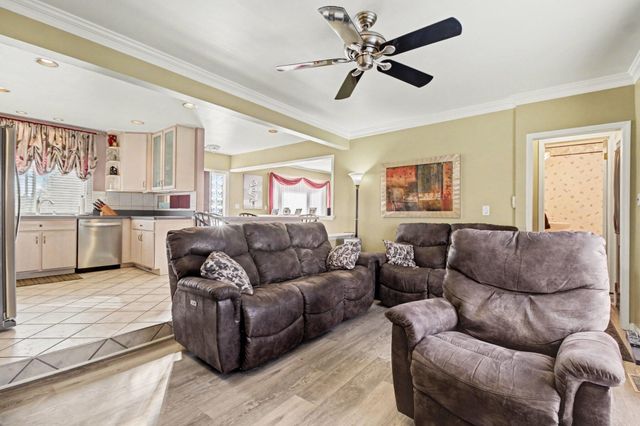 31141 Morgan Drive, Warren, MI 48088