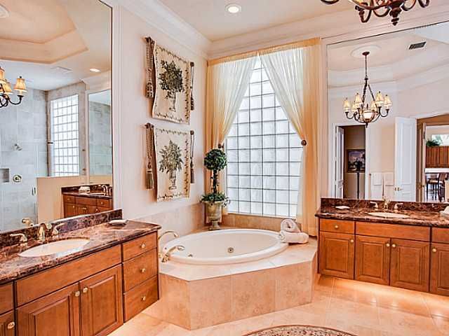 120 Viera Drive, Palm Beach Gardens, FL 33418