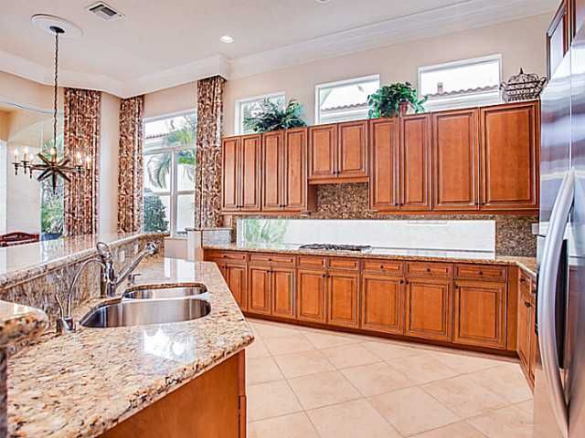 120 Viera Drive, Palm Beach Gardens, FL 33418