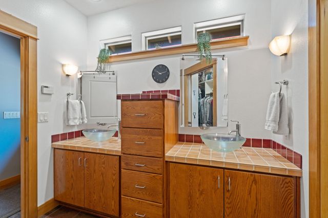 16844 Brenda Drive, Bend, OR 97707