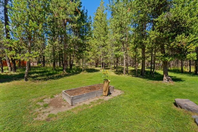 16844 Brenda Drive, Bend, OR 97707