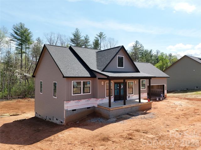 2430 Kimberly Avenue, Morganton, NC 28655
