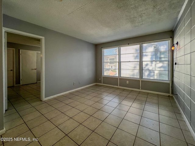 1251 DONALD Street 6, Jacksonville, FL 32205