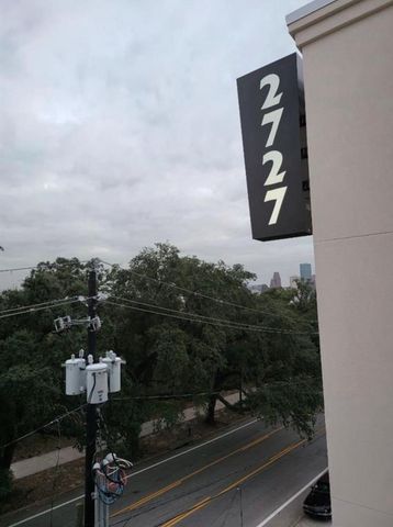 2727 Houston Avenue Avenue 205, Houston, TX 77009