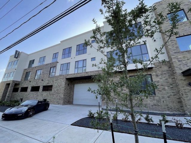2727 Houston Avenue Avenue 205, Houston, TX 77009