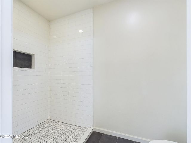 3889 W Valley View Road, Thatcher, AZ 85552