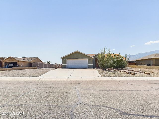 3889 W Valley View Road, Thatcher, AZ 85552