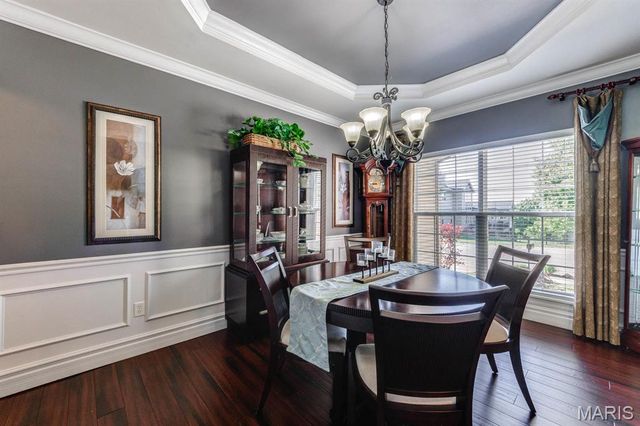 10 Deergrass Court, Oakville, MO 63129