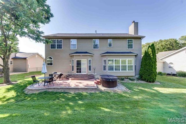 10 Deergrass Court, Oakville, MO 63129