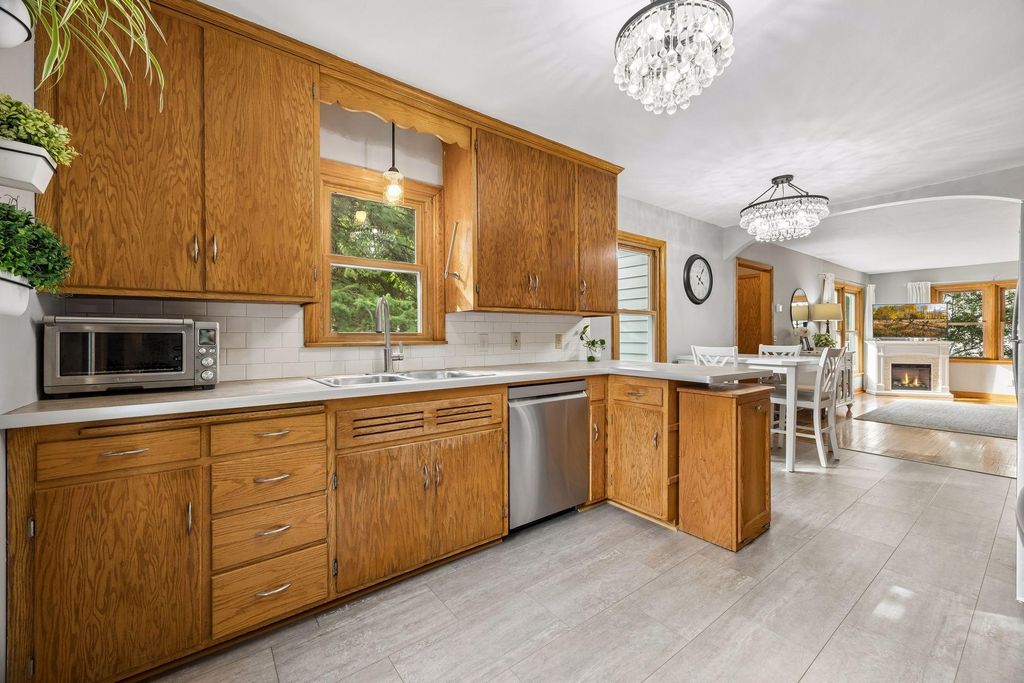 3221 Ulysses Street NE, Minneapolis, MN 55418 — photo 5