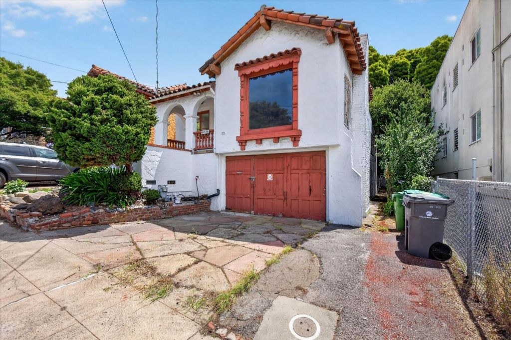 3526 Brighton Avenue, Oakland, CA 94602