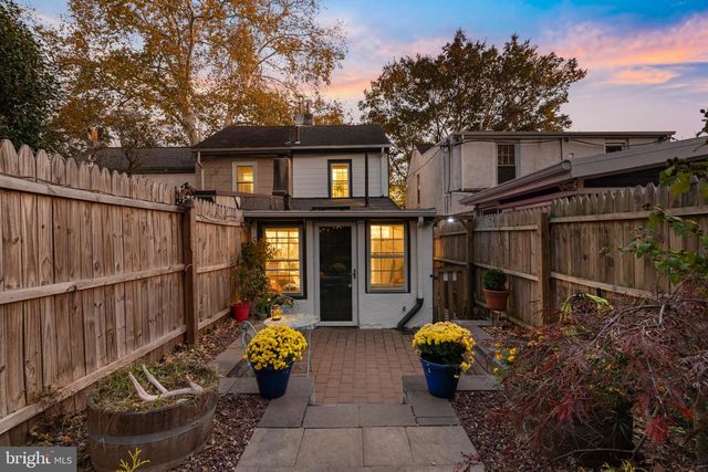 632 W NAOMI ST, Philadelphia, PA 19144