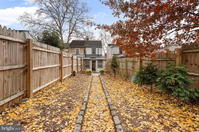 632 W NAOMI ST, Philadelphia, PA 19144