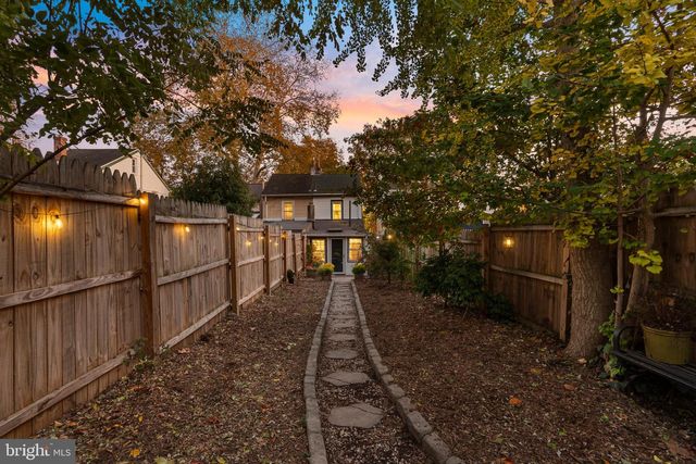 632 W NAOMI ST, Philadelphia, PA 19144