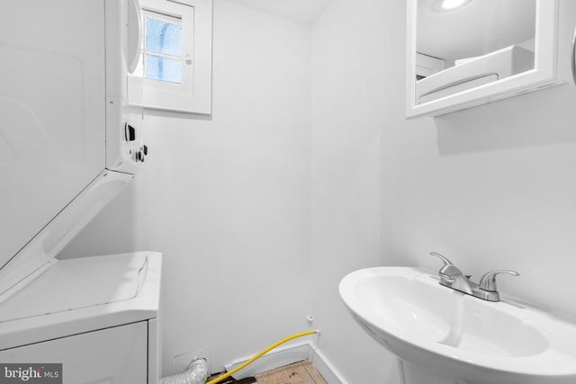 632 W NAOMI ST, Philadelphia, PA 19144