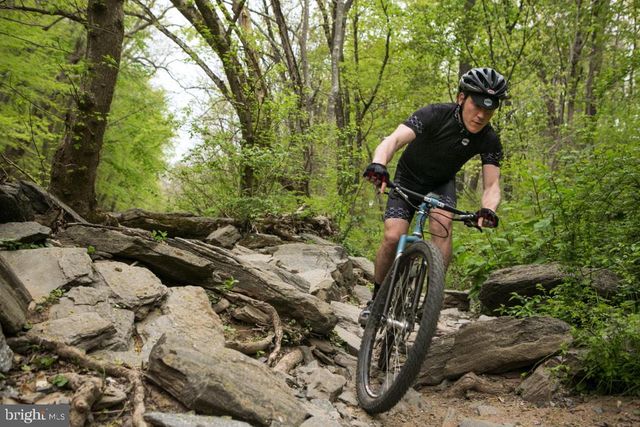 632 W NAOMI ST, Philadelphia, PA 19144