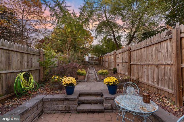 632 W NAOMI ST, Philadelphia, PA 19144