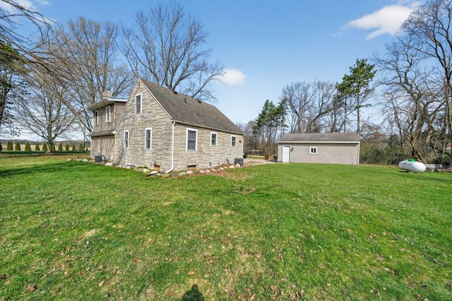 70111 Fir Road, Niles, MI 49120