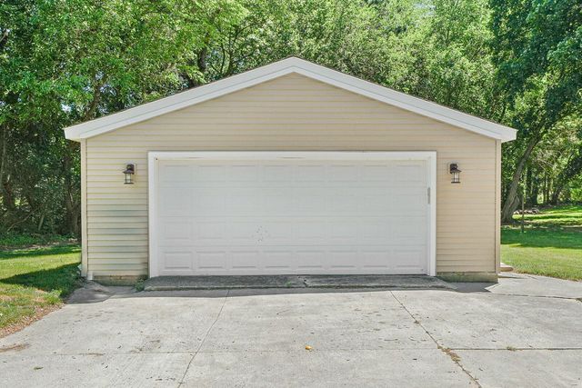 70111 Fir Road, Niles, MI 49120