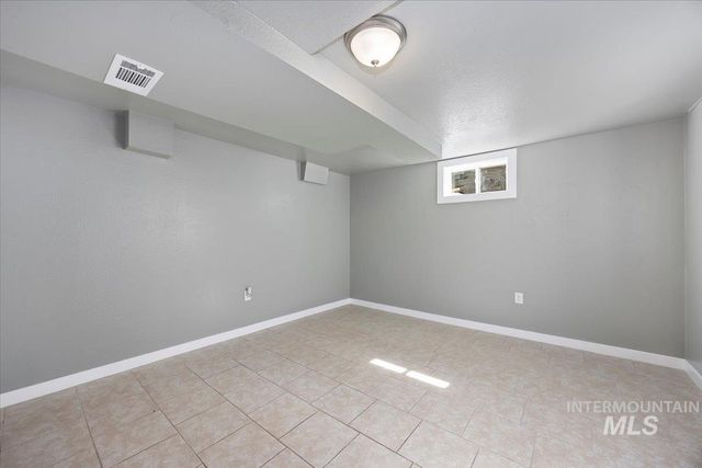 235 Washington St N, Twin Falls, ID 83301