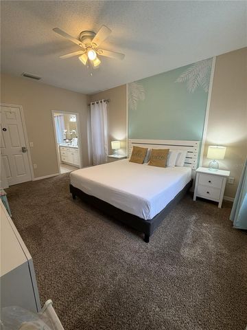 1055 LAKE BERKLEY DRIVE, Kissimmee, FL 34746