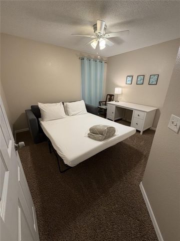 1055 LAKE BERKLEY DRIVE, Kissimmee, FL 34746