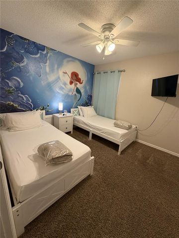 1055 LAKE BERKLEY DRIVE, Kissimmee, FL 34746