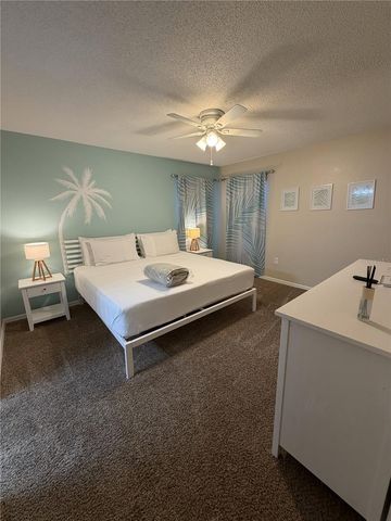 1055 LAKE BERKLEY DRIVE, Kissimmee, FL 34746