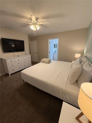 1055 LAKE BERKLEY DRIVE, Kissimmee, FL 34746