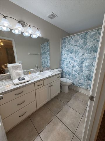 1055 LAKE BERKLEY DRIVE, Kissimmee, FL 34746