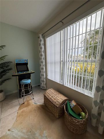 1055 LAKE BERKLEY DRIVE, Kissimmee, FL 34746