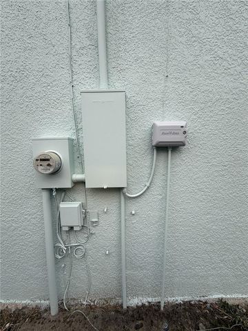 1055 LAKE BERKLEY DRIVE, Kissimmee, FL 34746