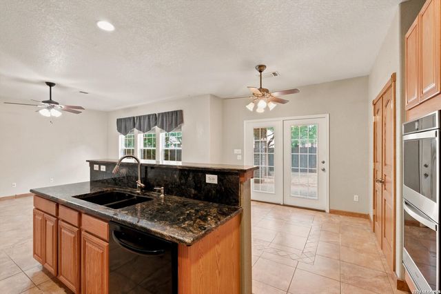 132 Springtree, Cibolo, TX 78108
