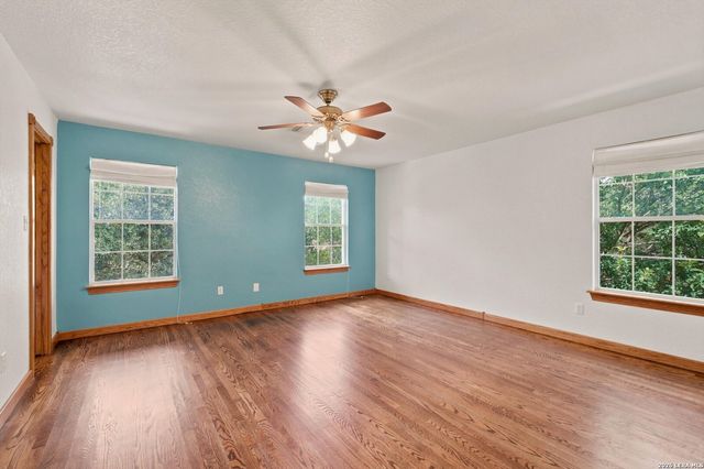 132 Springtree, Cibolo, TX 78108