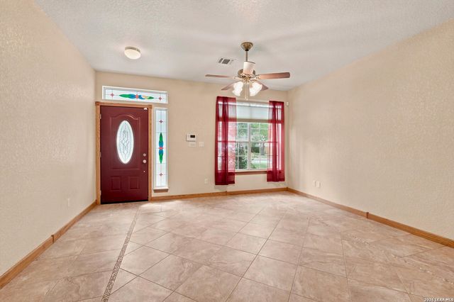 132 Springtree, Cibolo, TX 78108