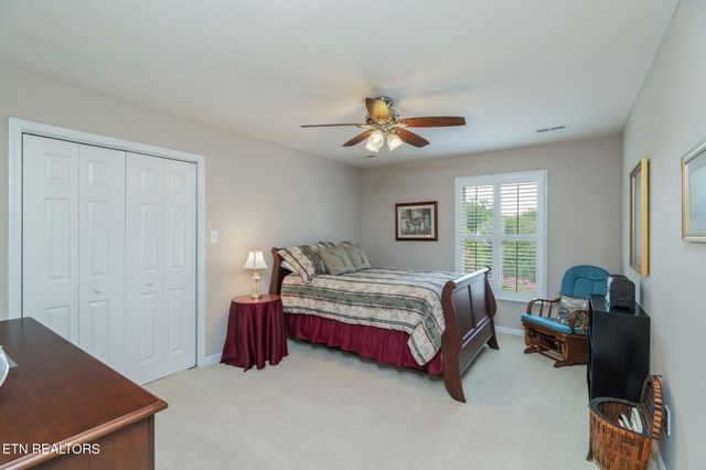 2209 Henge Point Lane, Knoxville, TN 37922