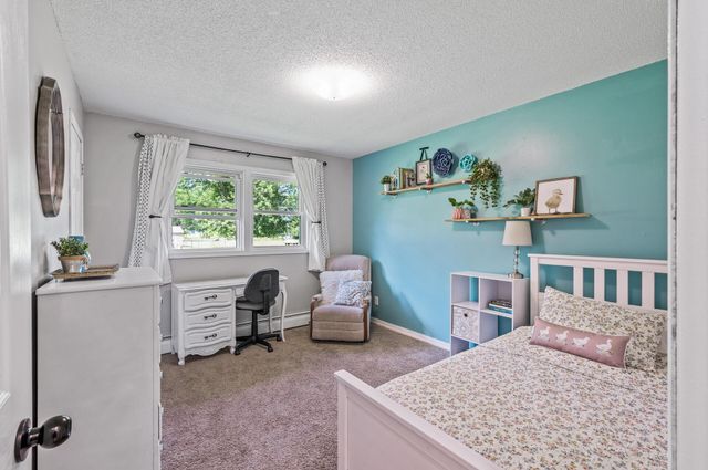 7635 165th Avenue NE, Columbus, MN 55025