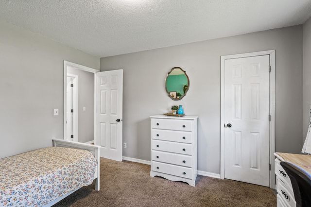 7635 165th Avenue NE, Columbus, MN 55025