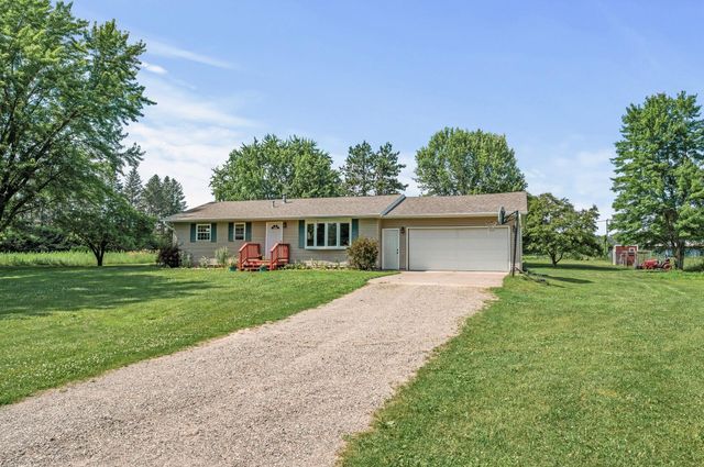 7635 165th Avenue NE, Columbus, MN 55025