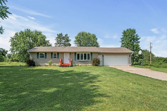 7635 165th Avenue NE, Columbus, MN 55025
