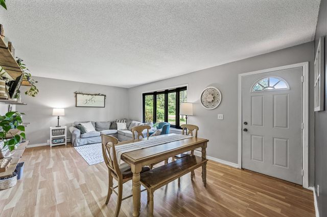 7635 165th Avenue NE, Columbus, MN 55025