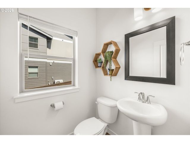 12648 Se 172ND Ave, Happy Valley, OR 97086