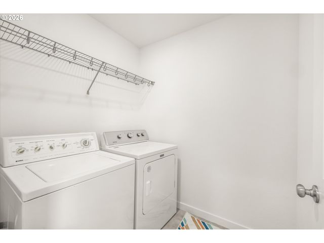 12648 Se 172ND Ave, Happy Valley, OR 97086