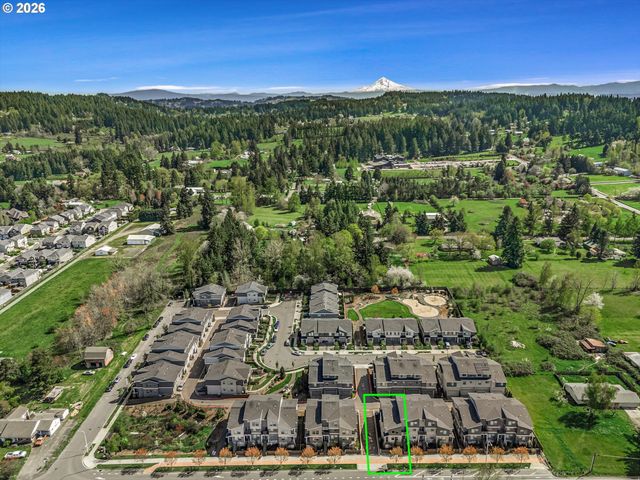 12648 Se 172ND Ave, Happy Valley, OR 97086