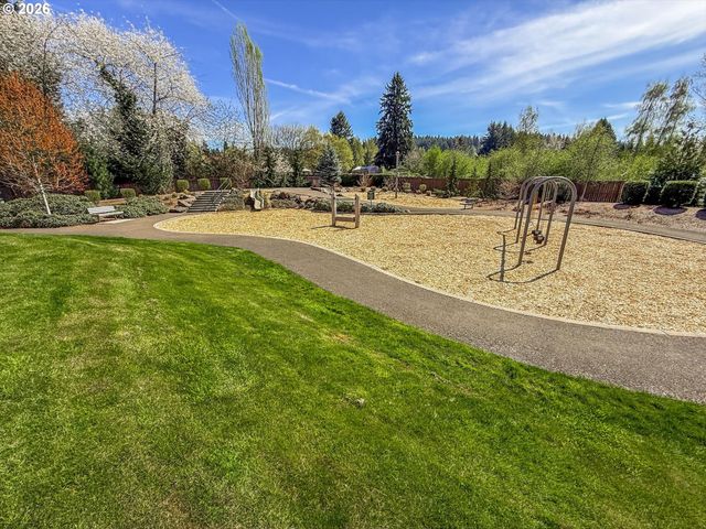 12648 Se 172ND Ave, Happy Valley, OR 97086
