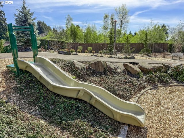 12648 Se 172ND Ave, Happy Valley, OR 97086